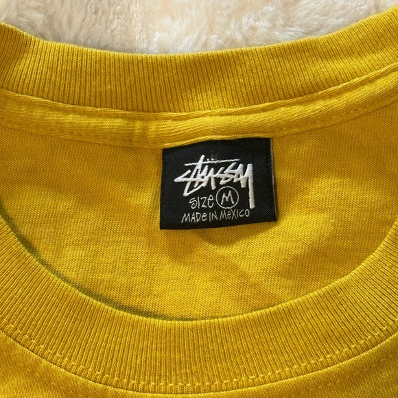 STUSSY Logo Basic Tee T-Shirt in Mustard Yellow Medium - Picture 7 of 8